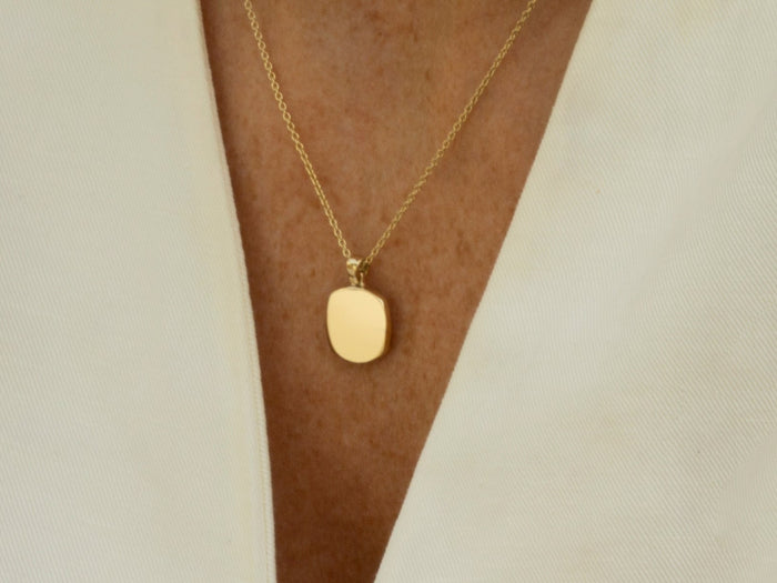 Yellow gold jewellery