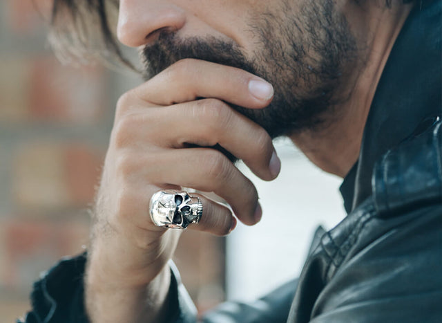 Skull ring collection