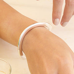 Women's Bracelets & Bangles