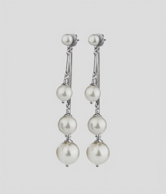 Blanche Pearl Earrings